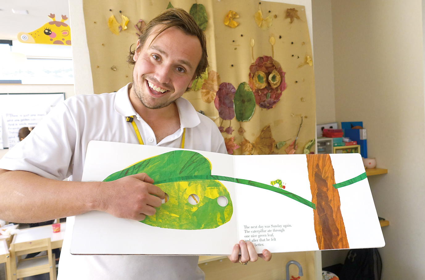 英語に触れる 楽しさ感じる 国際派保育園 びんなび