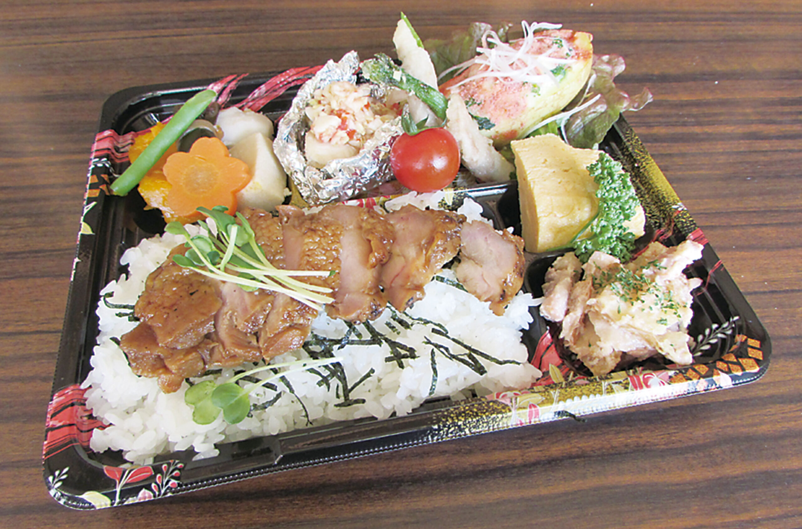 松永町の 食楽魚菜 壱歩 1000円と思えぬ豪華な行楽弁当 東川口町の店舗でも注文できます びんなび
